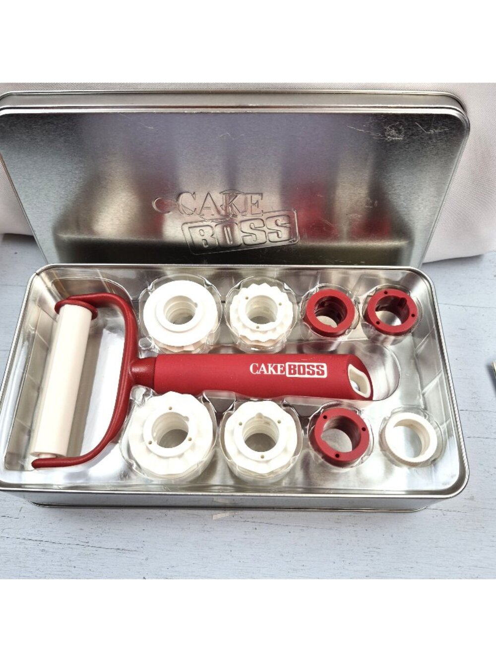 Cake Boss Fondant Cutter Set w/Wheels Roller Tool Baking Decorating Tin